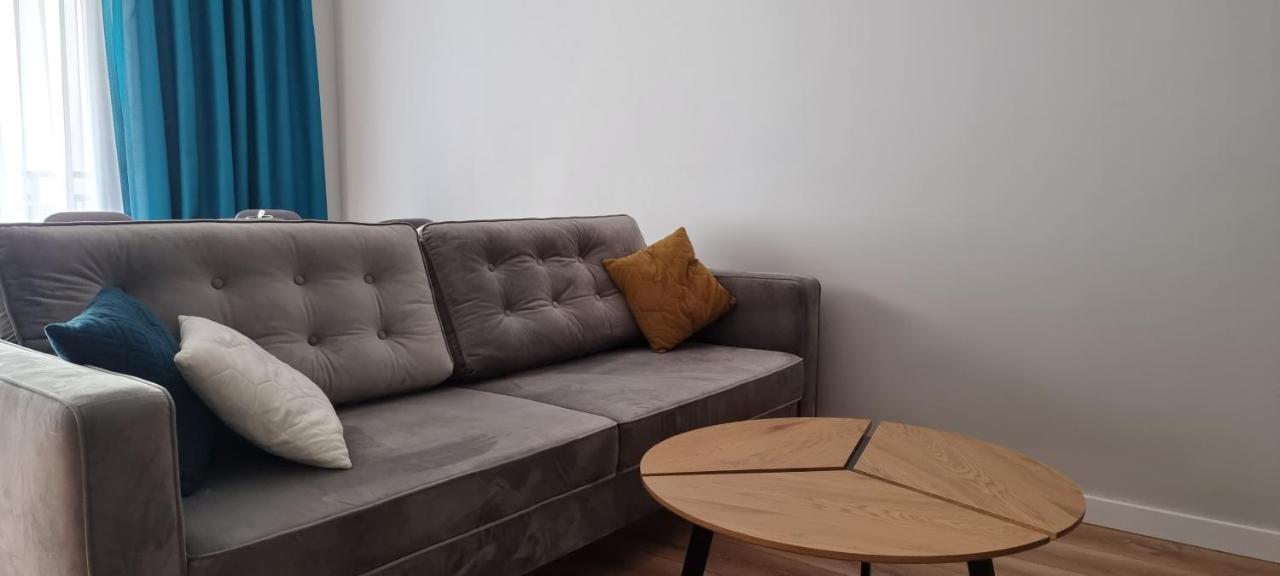 Apartament Z Klasa Apartment Gliwice Bagian luar foto