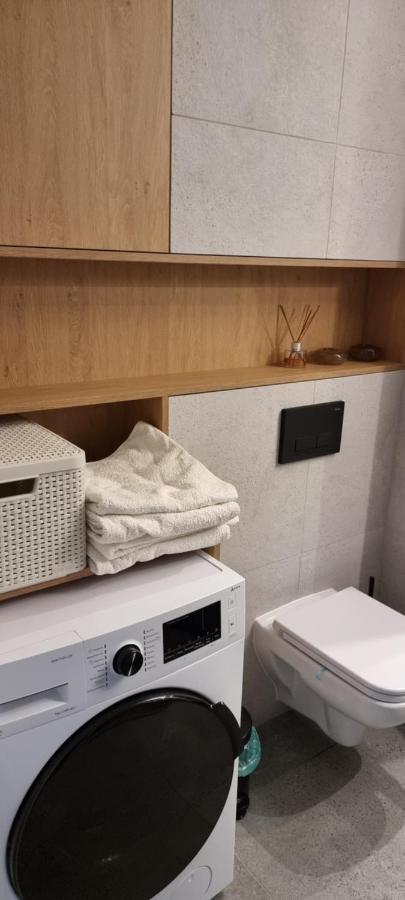 Apartament Z Klasa Apartment Gliwice Bagian luar foto